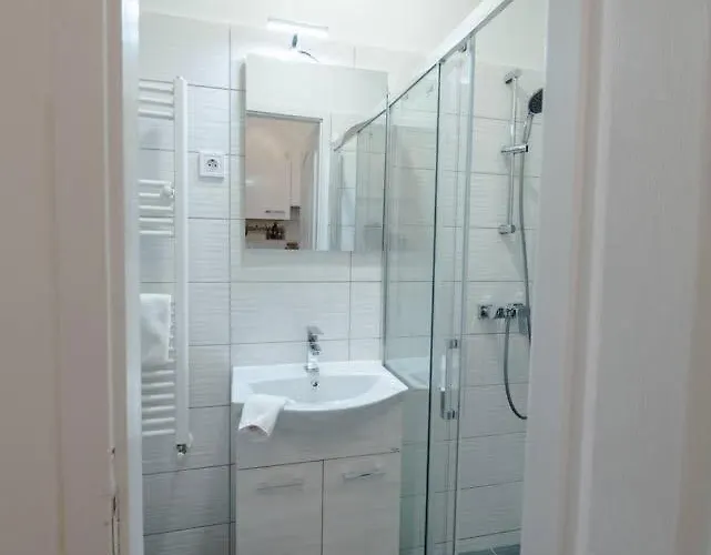 Modern With Aircon And Balcony In The Center * Budapest